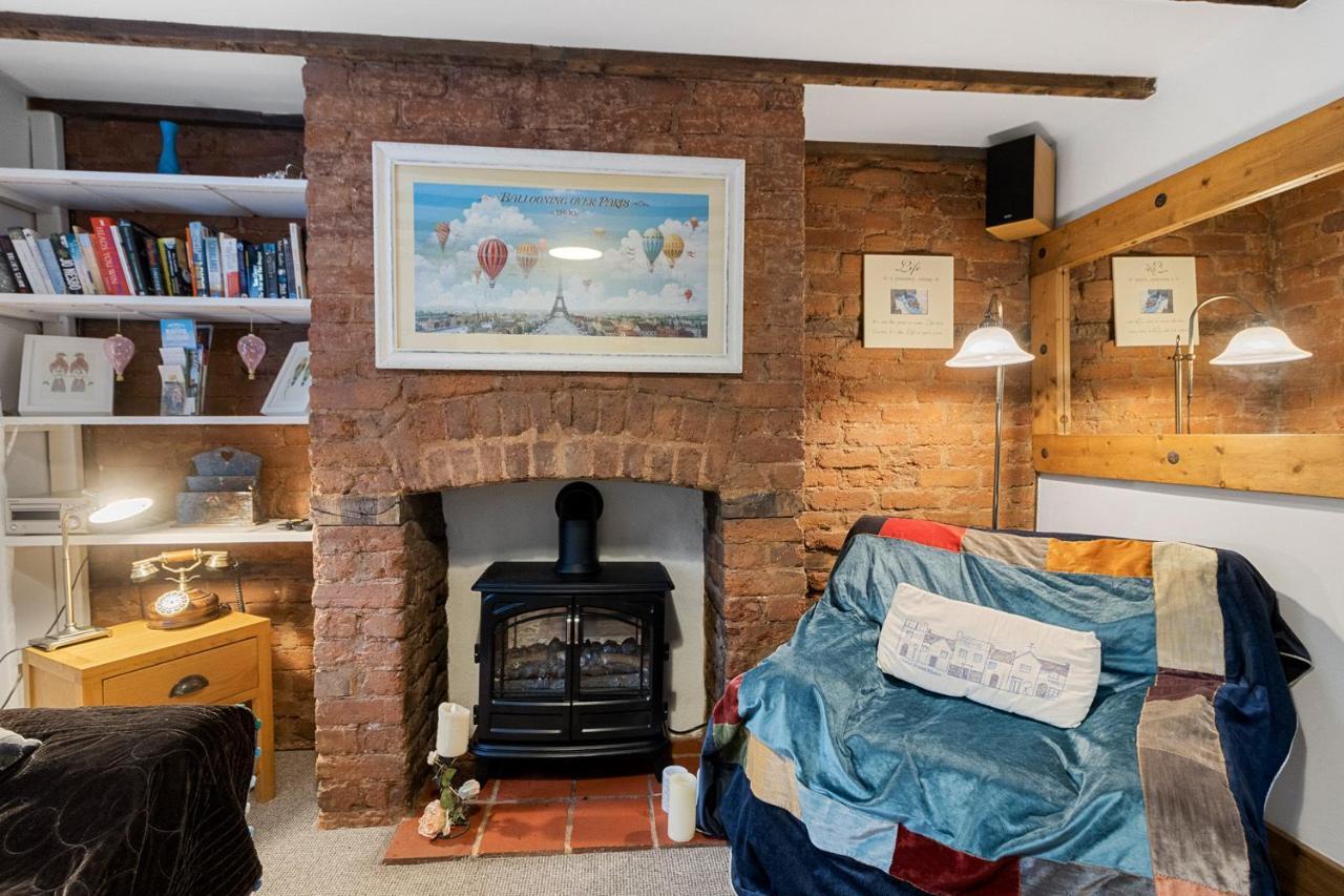 Pip'S Cottage By Staytor Accommodation Exeter Exteriör bild